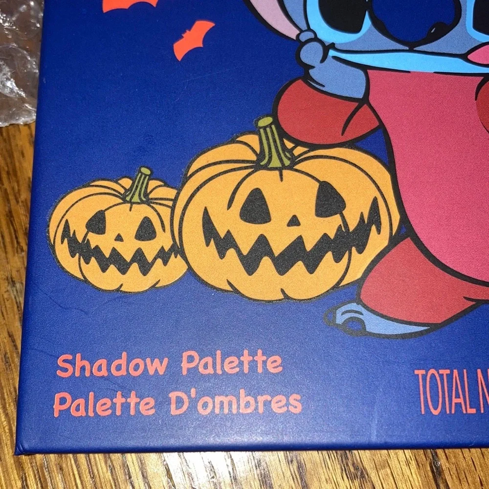 🎃Stitch Eyeshadow Palette Halloween